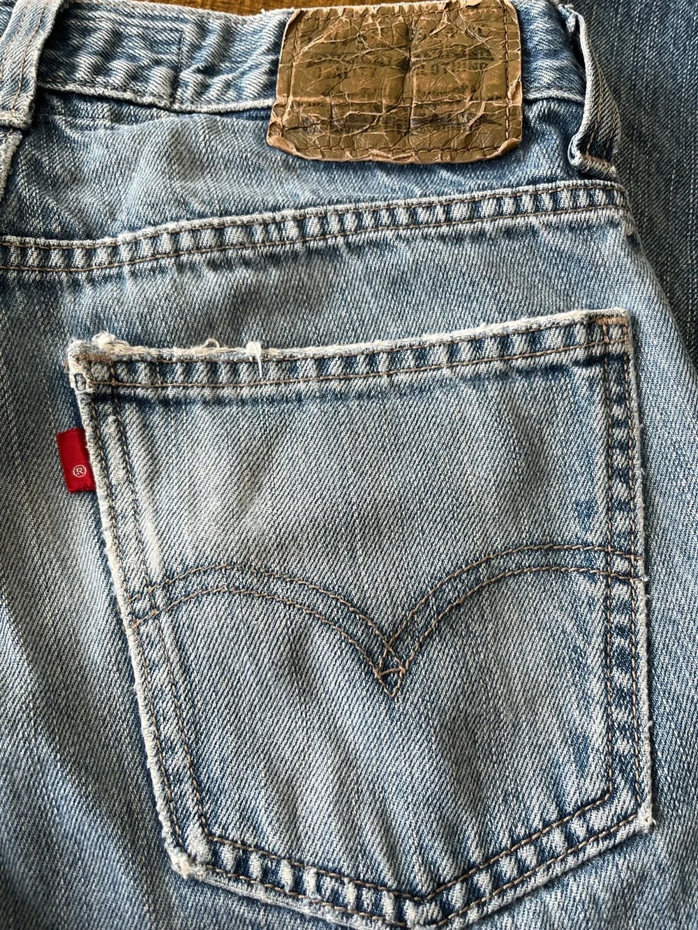 Levi's Men's Light Blue Denim Jeans - Slim Boot 537 Vintage
